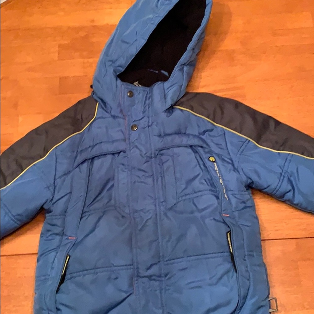 Boys ski suit 2 pieces in excellent condition